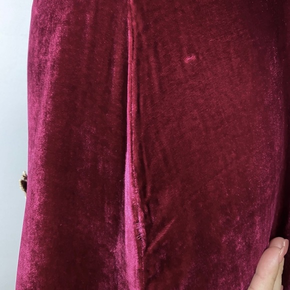 NEW FOR LOVE AND LEMONS REVOLVE EMBROIDERED LONG SLEEVE VELVET MINI DRESS - Picture 6 of 12